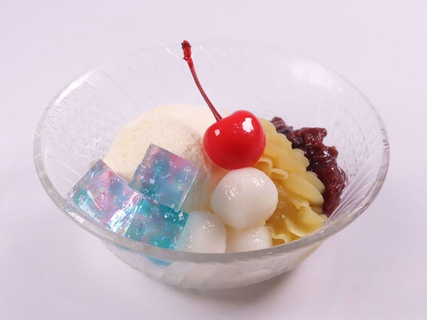 冷たい！キラキラ白玉ぜんざい